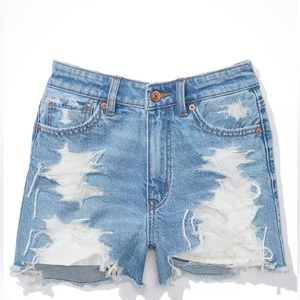 I’m selling AE strigid Denim Mom Shorts. Size-4